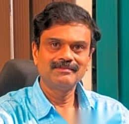 Dr. Uday Phadke, [object Object]