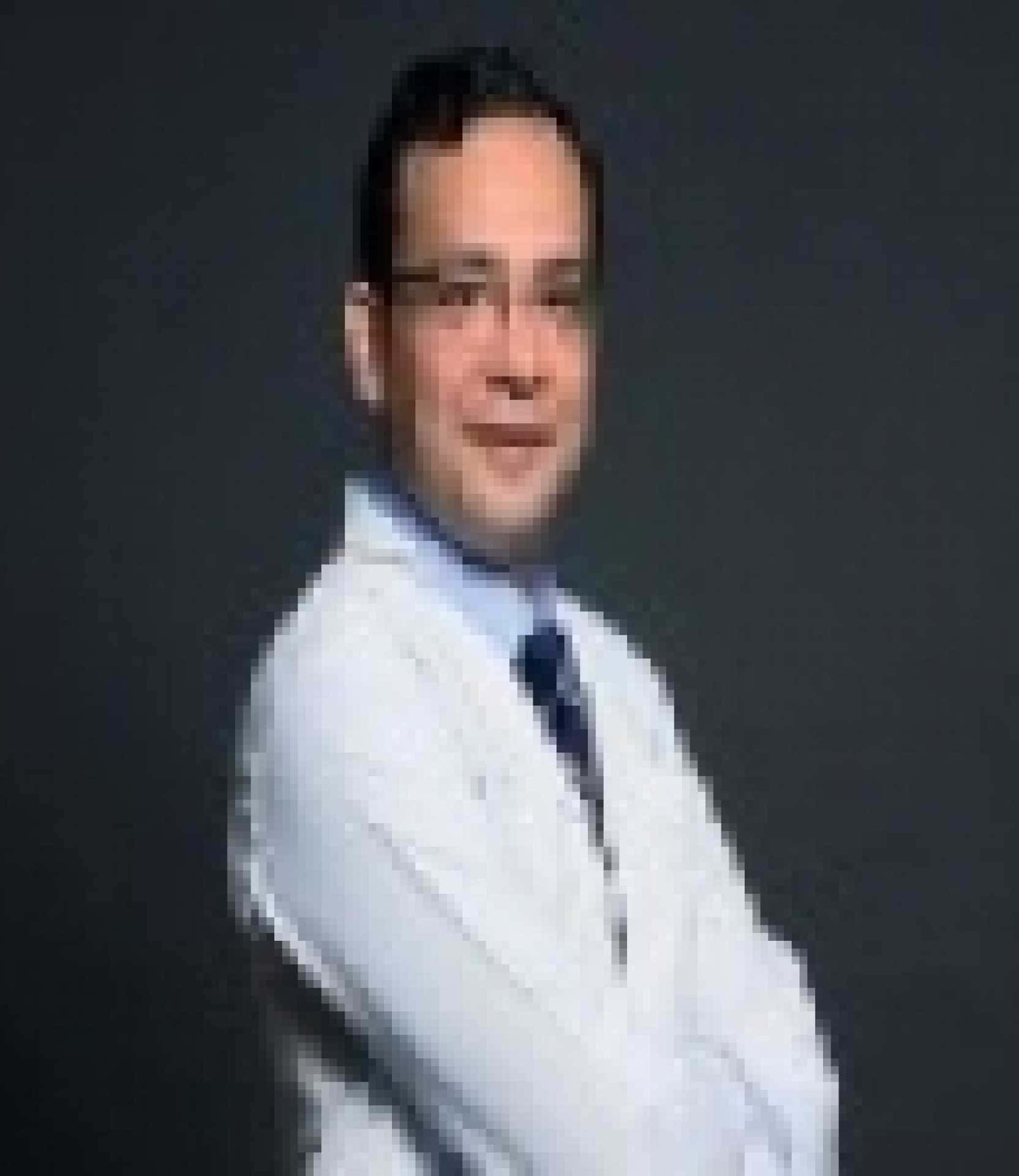 Dr Anshuman Agarwal, [object Object]