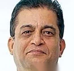 Dr. Dinesh Kini, [object Object]
