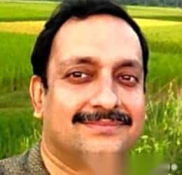 Dr. Sabyasachi Chakroborty, [object Object]
