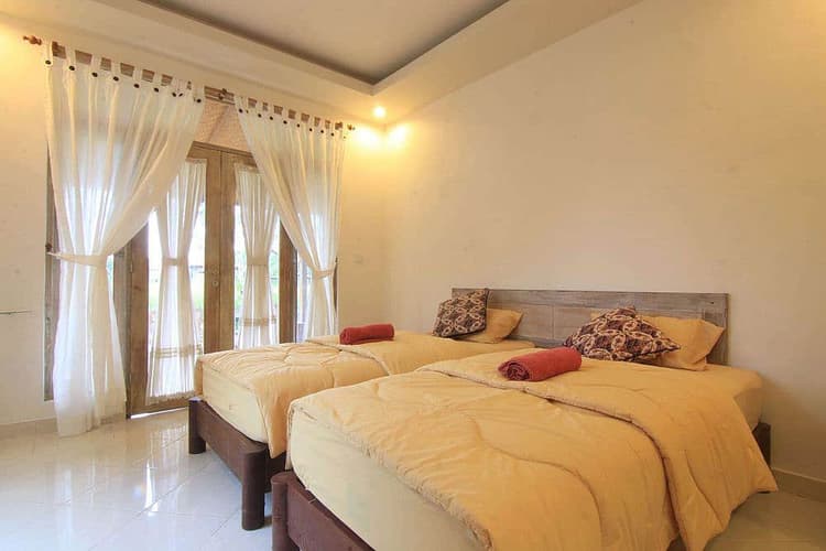 Shared Standard Room (Females only)