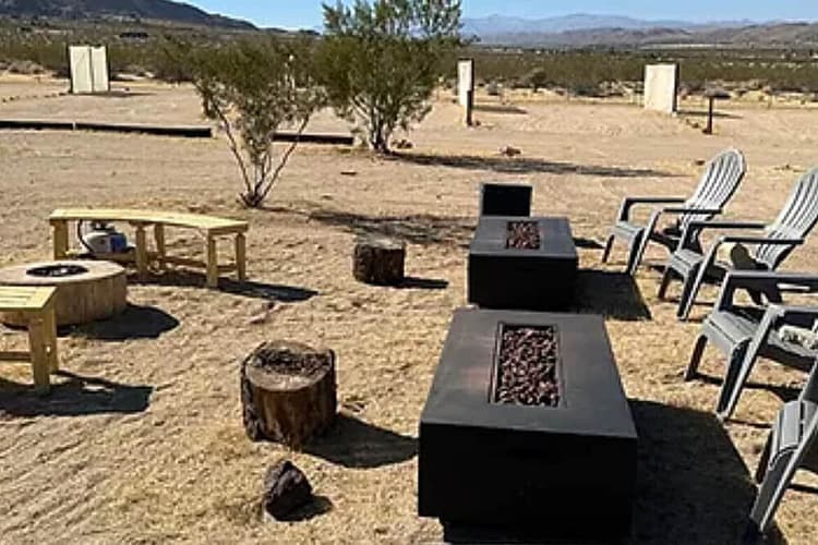 Private Single Room - Campsite