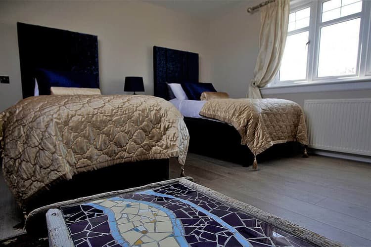 Shared Twin Room (Female Occupancy )