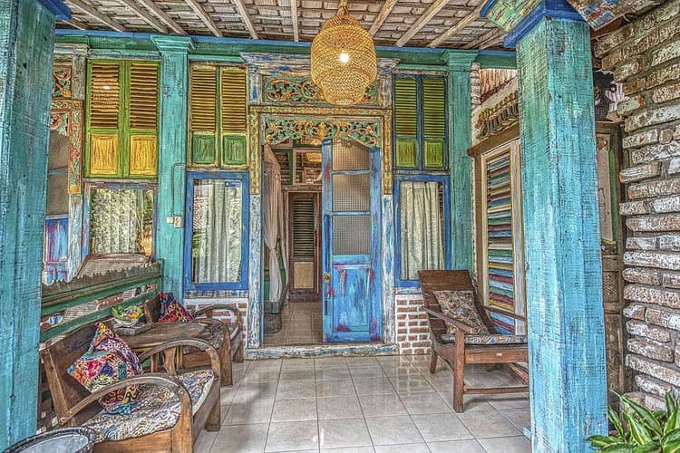 Private Standard Room in Santhiku Hotel (3 people)