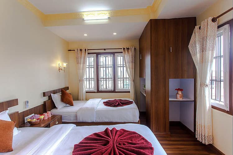 Shared Room (2 People)