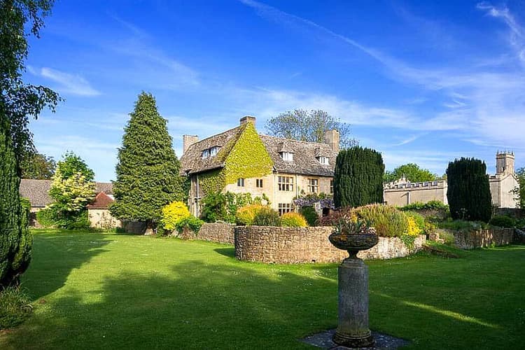 3 Day Weekend Meditation & Yoga Retreat in Oxfordshire, UK