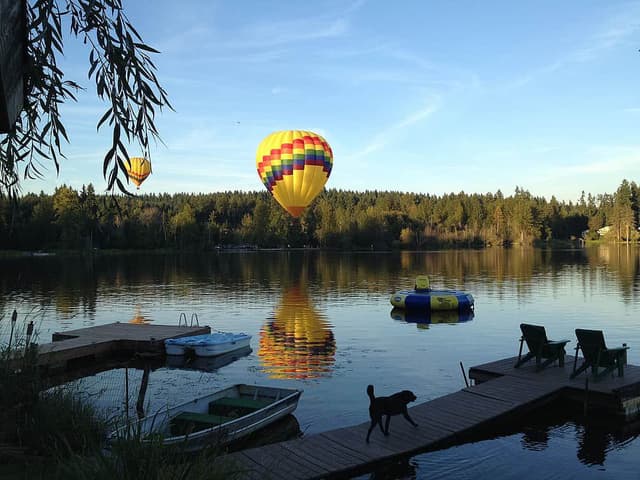 3 Day Cottage Lake B&B Spiritual Retreat in Woodinville, USA