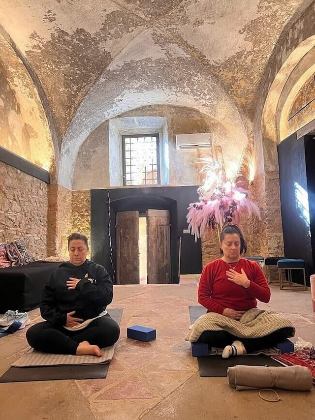 3 Day Ashtanga, Pranayama and Yin Yoga Retreat in Tuscany, Italy