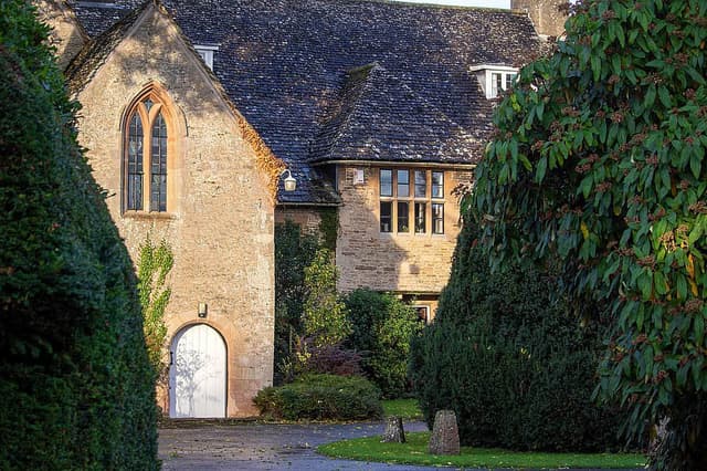 3 Day Weekend Meditation & Yoga Retreat in Oxfordshire, UK