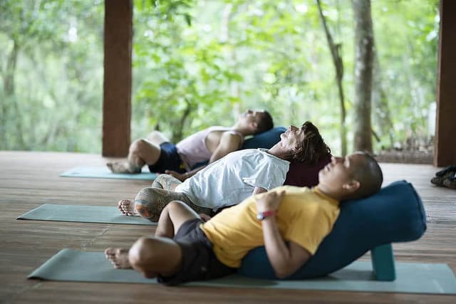 4 Day Hiking, Cooking & Tree Planting & Yoga Holiday in Sri Lanka