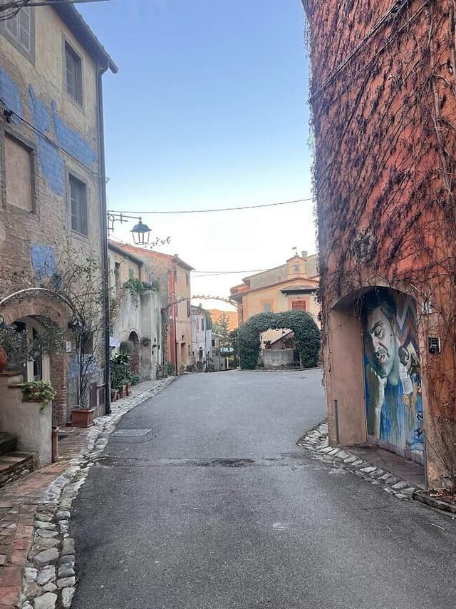 3 Day Relaxing Pranayama and Yin Yoga Retreat, Tuscany, Italy