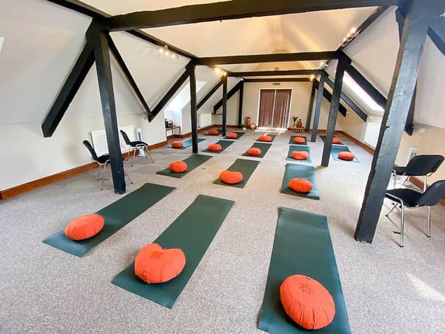 3 Day Weekend Meditation & Yoga Retreat in Oxfordshire, UK