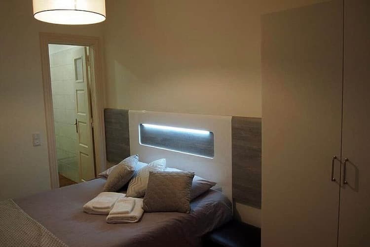 Cozy Private Room with Private Bathroom