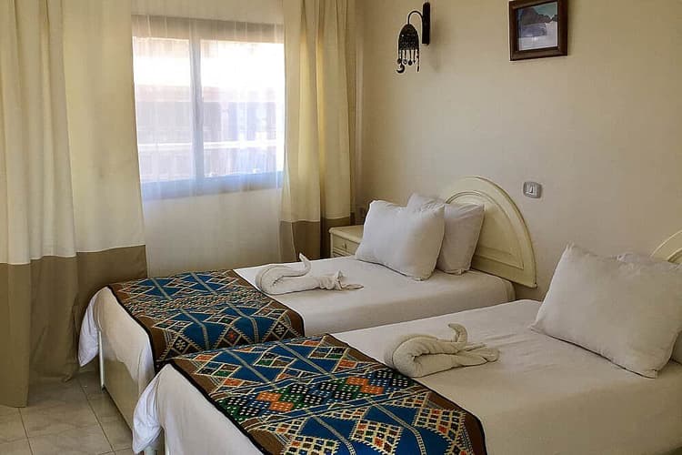 Standard Twin Room
