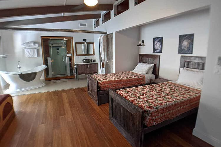Shared Accommodation (Females only)