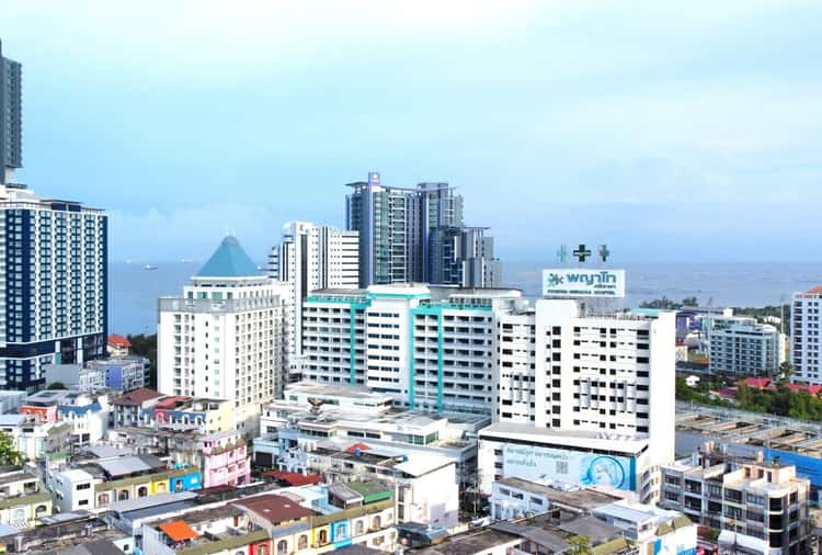 Phyathai Sriracha Hospital
