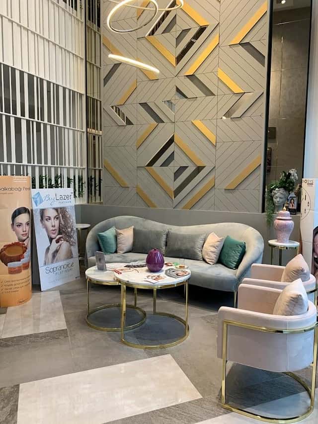 Hairpol- A Zen Polyclinic