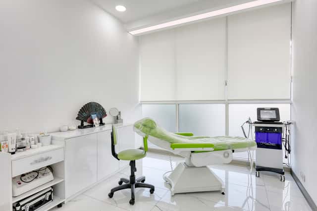 Clinic Hair