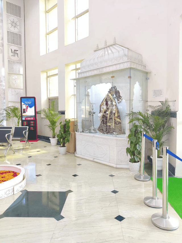 Sharda Hospital, Greater Noida